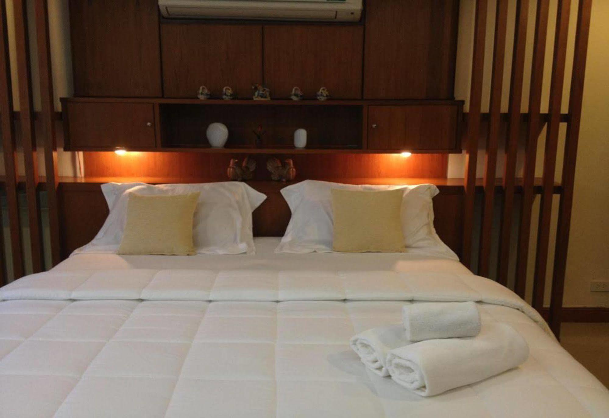 Ruankeaw Homestay Nai Harn المظهر الخارجي الصورة
